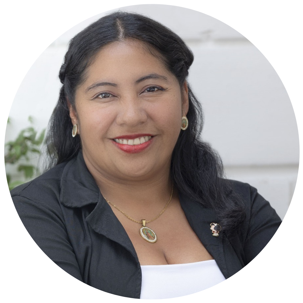 Diana Delgado Auxiliar Administrativa